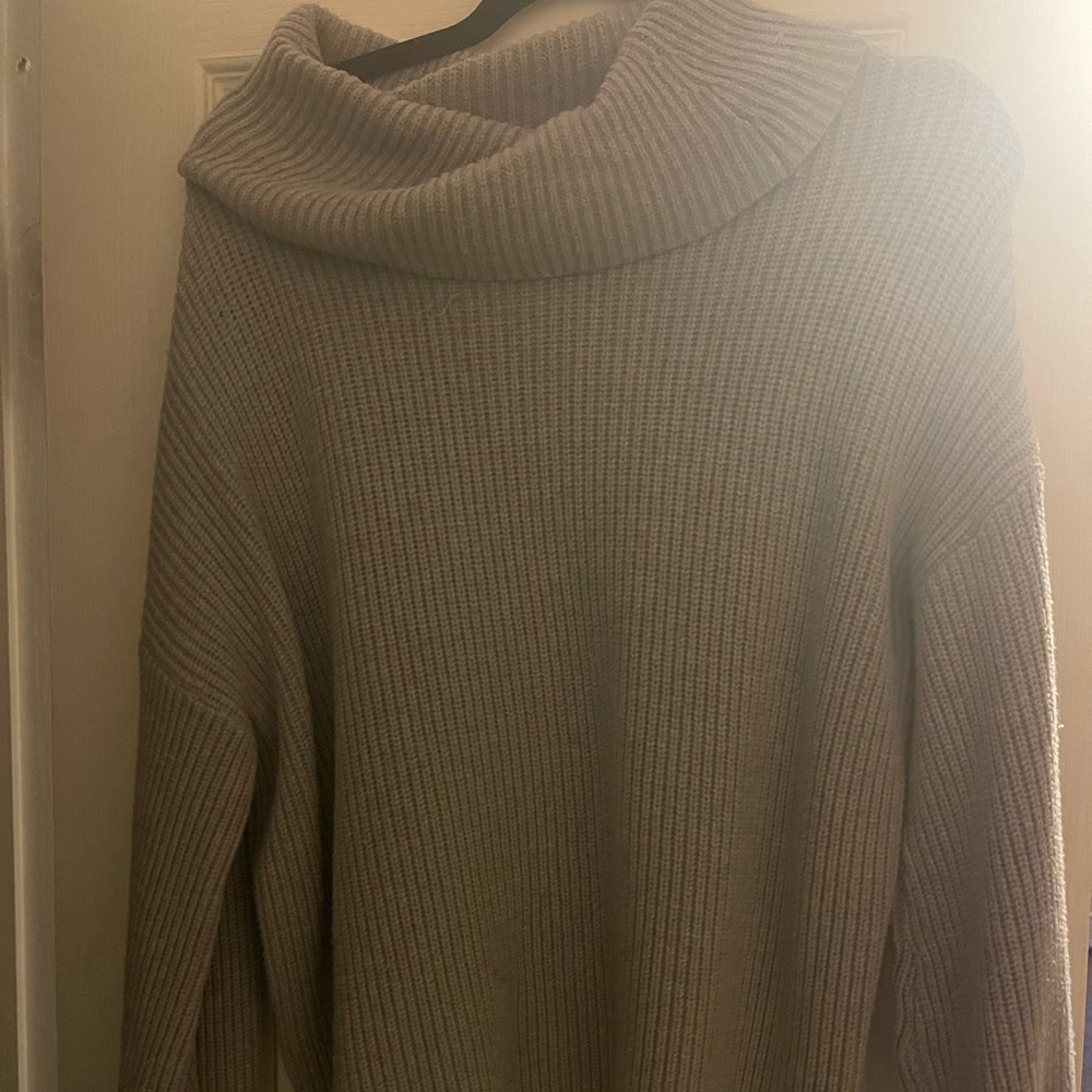 Gray sweater